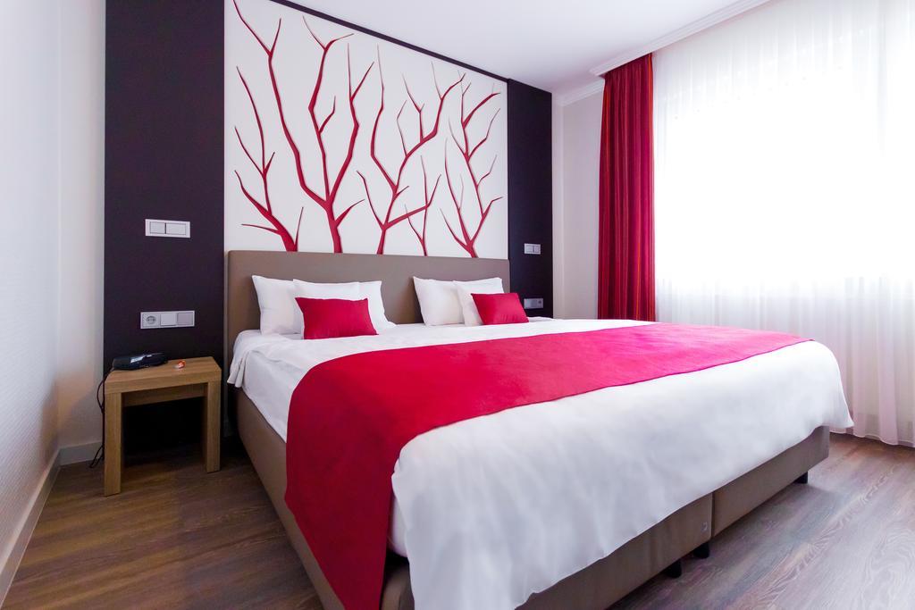 Ferienwohnung Burgblick บุลลาย ภายนอก รูปภาพ